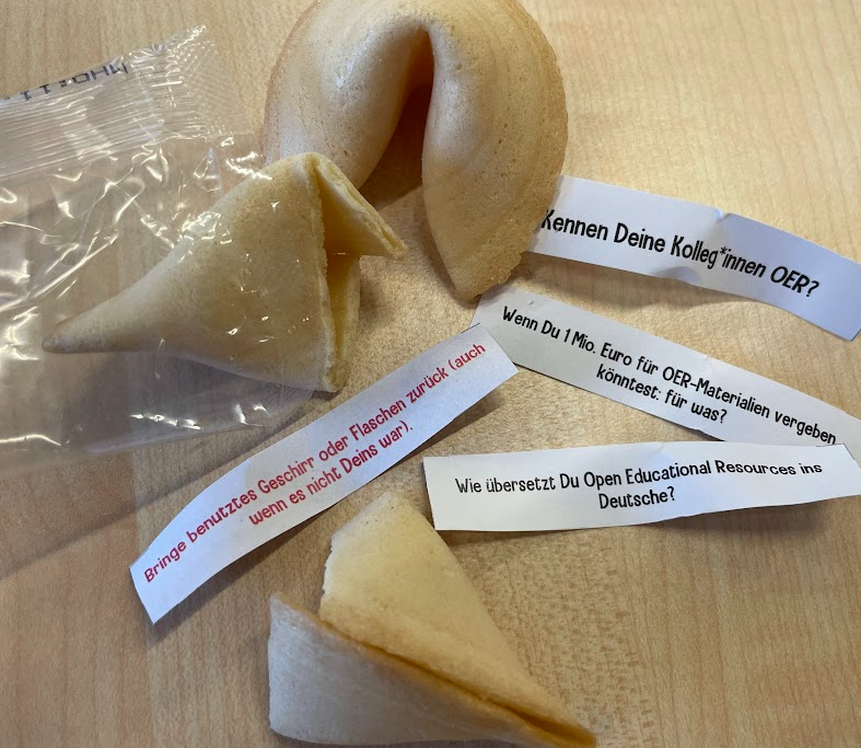 Kekse1 Glückskekse mit kleinen Gesprächsthemen und Aufgaben zum Thema OER