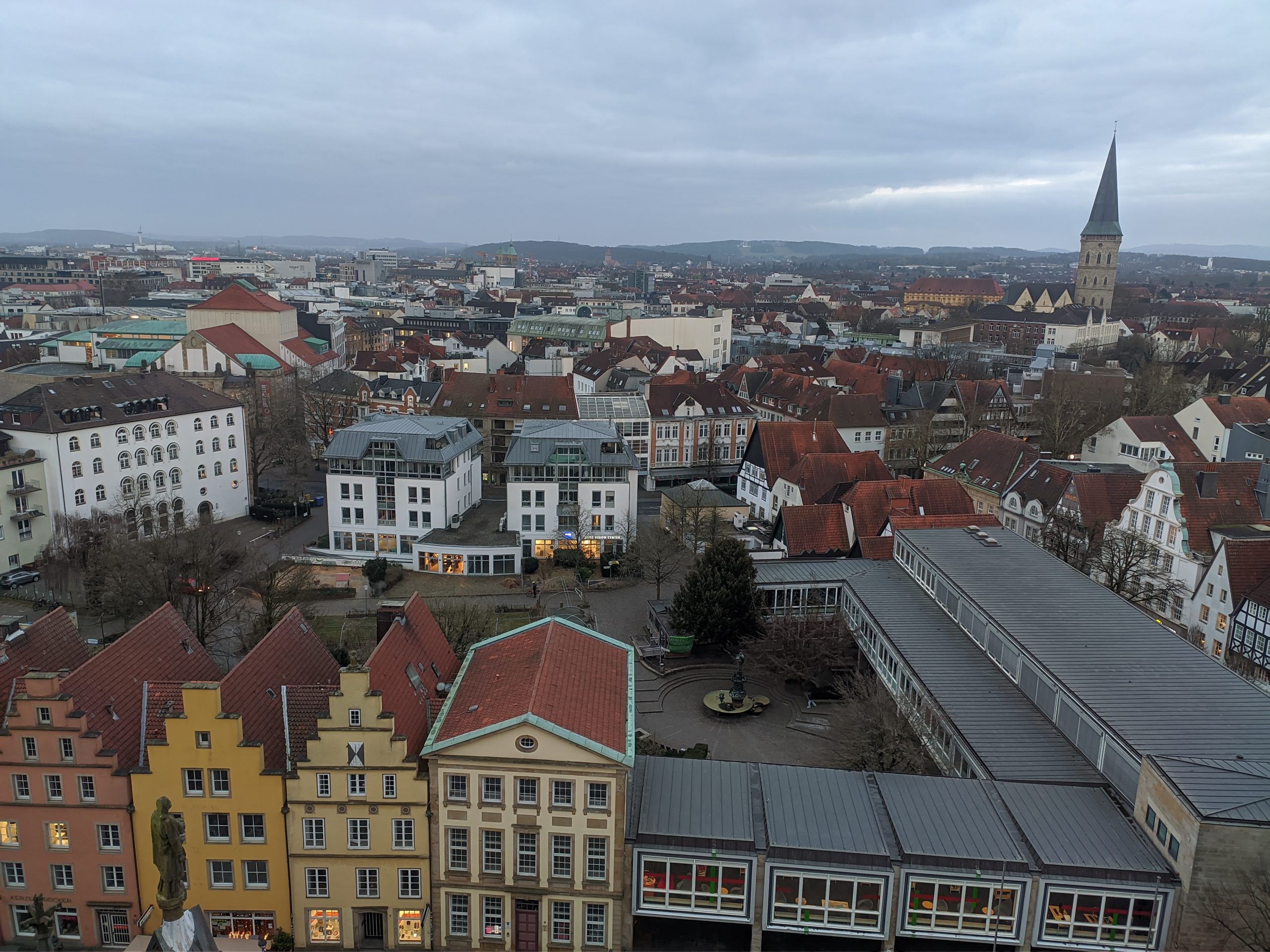 IMG_20250311_182311 Blick von der Marienkirche auf Osnabrück