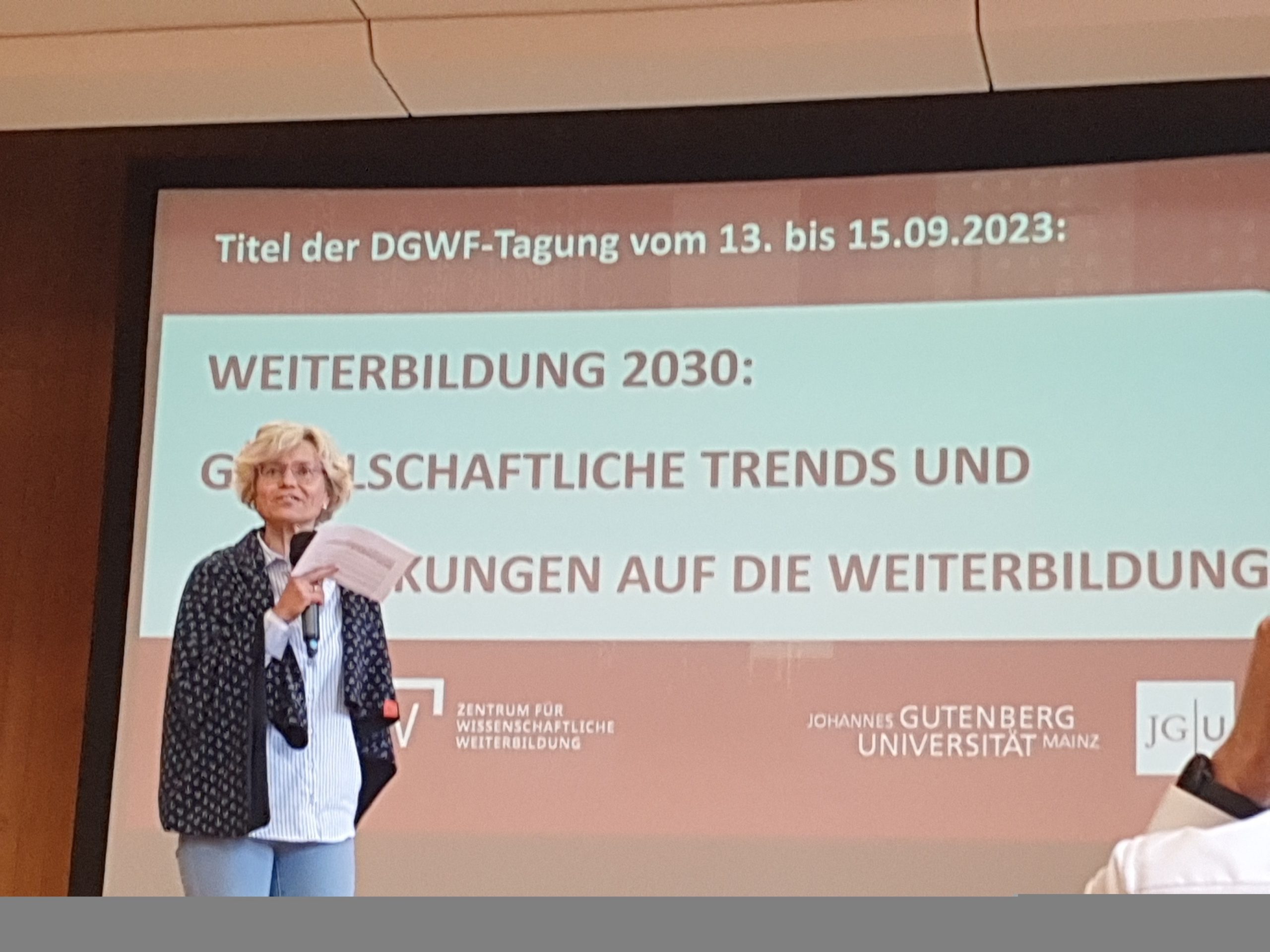 DGWF-Tagung Dr. Beate Hörr DGWF-Tagung Dr. Beate Hörr
